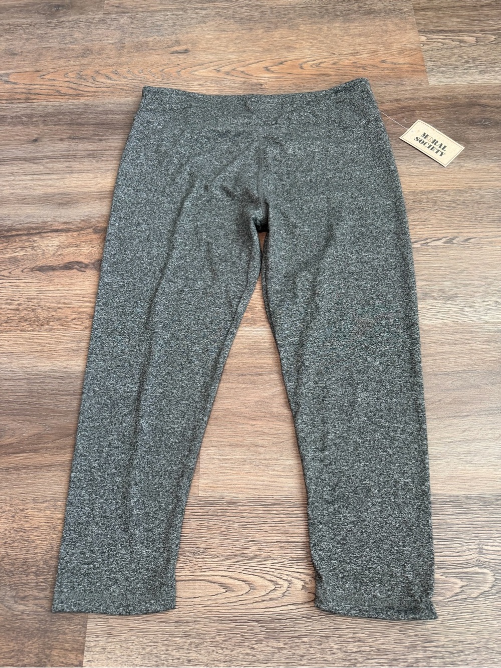 Moral Society Grey Space Dye Capri Leggings NWT Plus Size 1X Lounge Active